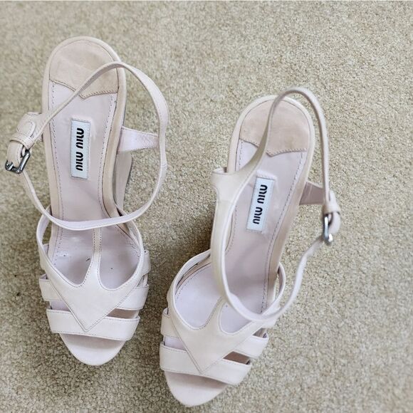 Miu miu  - Picture 9 of 14